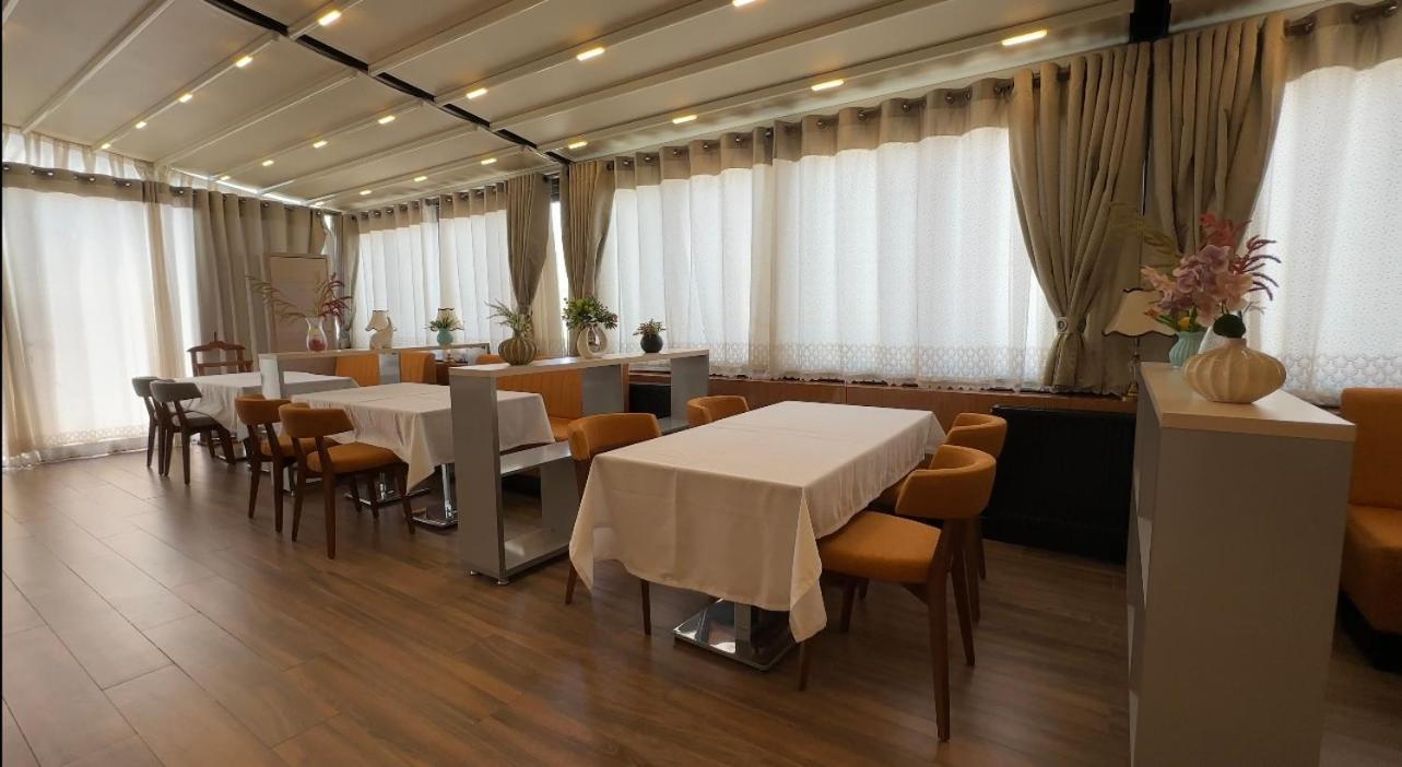 Hotel Bukhara Eksteriør bilde